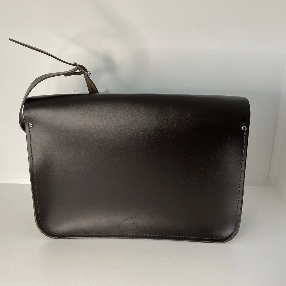 The Cambridge Satchel Company 15" Crossbody Messenger Bag Brown Leather Batchel - Picture 7 of 16